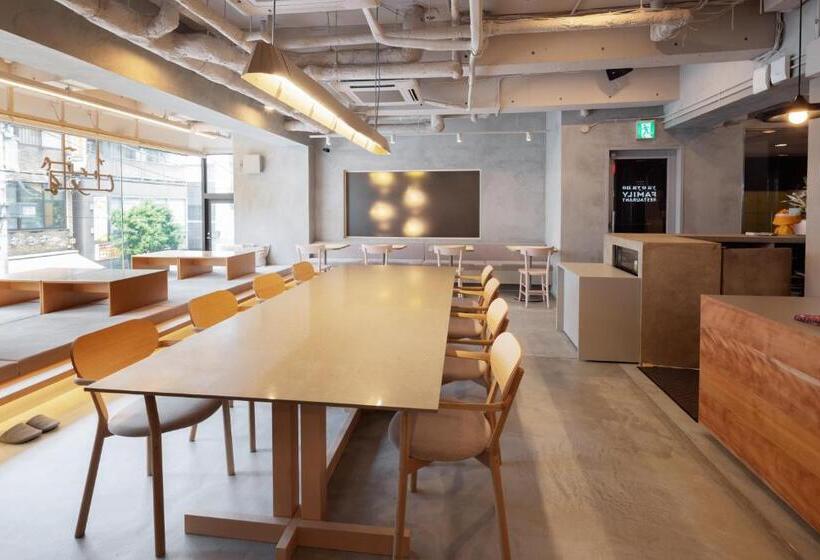 בית מלון כפרי The B Sangenjaya