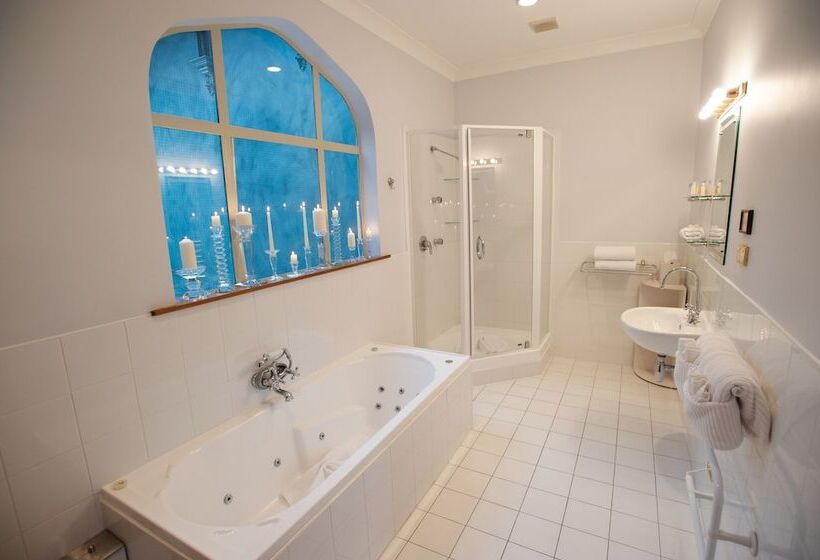 בית מלון כפרי The County