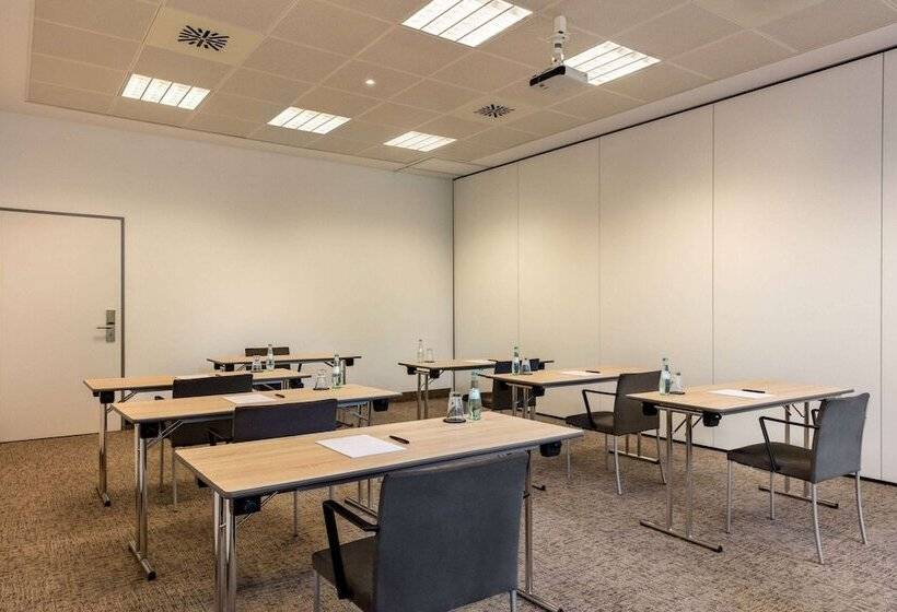 호텔 Vienna House Easy By Wyndham Stuttgart