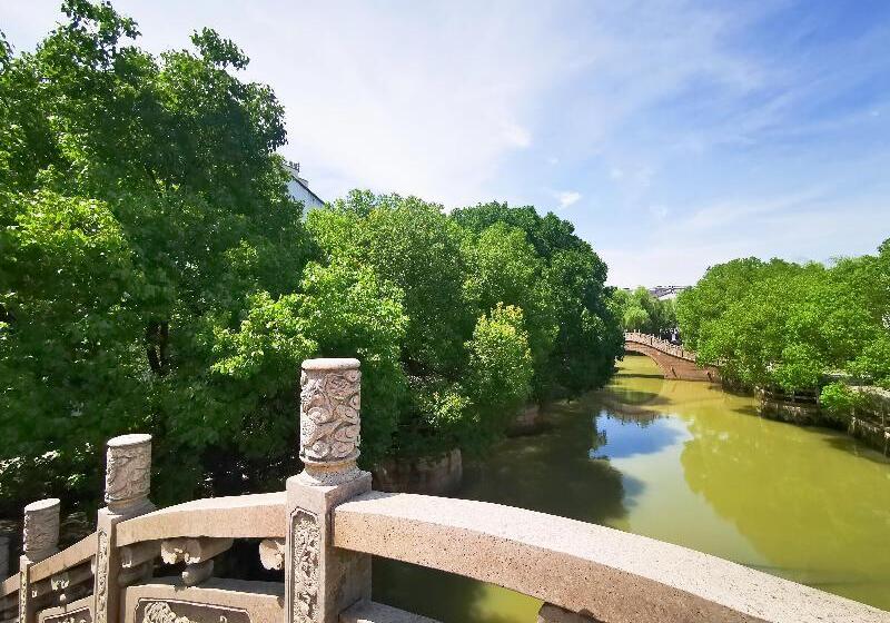 호텔 Villa Al Hajjar