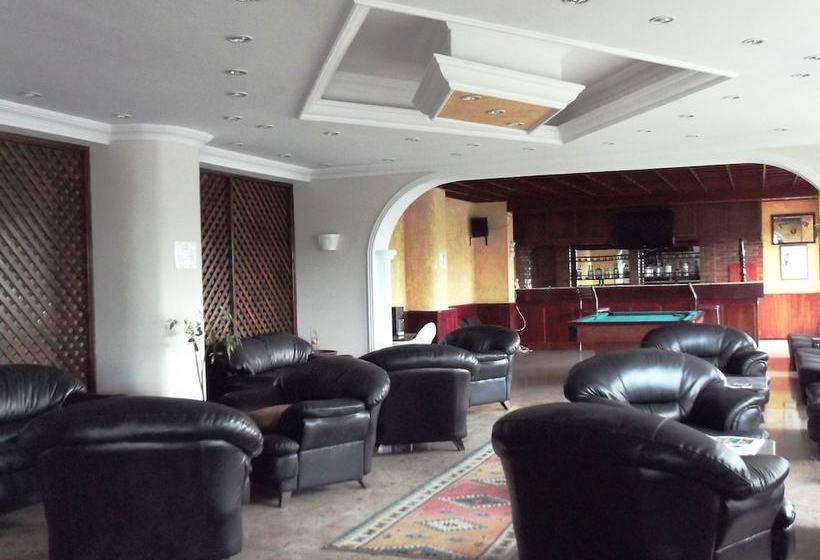 Отель West Ada Inn