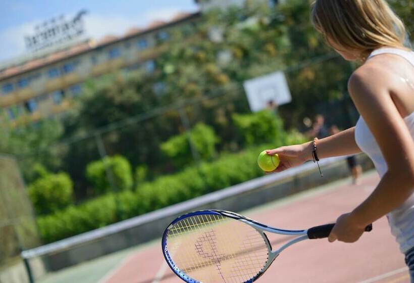 M.c Mahberi Beach Hotel – All Inclusive