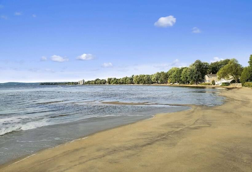 فندق على الطريق Super 8 By Wyndham North Bay