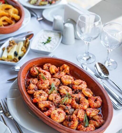 Oz Hotels Incekum Beach