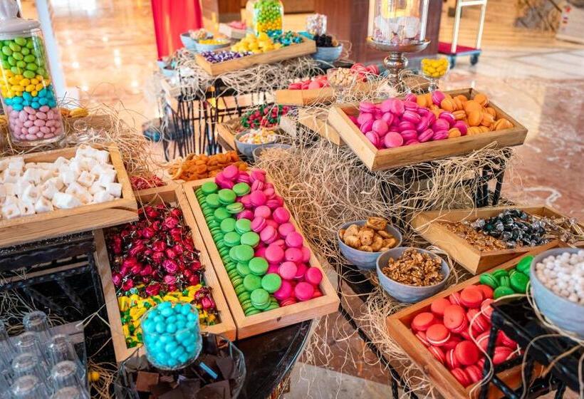 Oz Hotels Incekum Beach