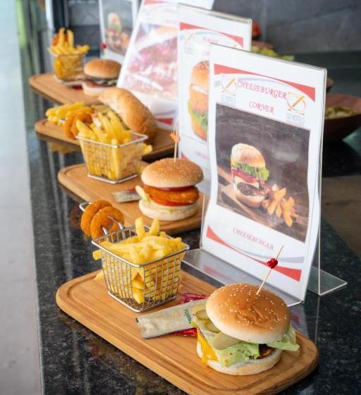 Oz Hotels Incekum Beach