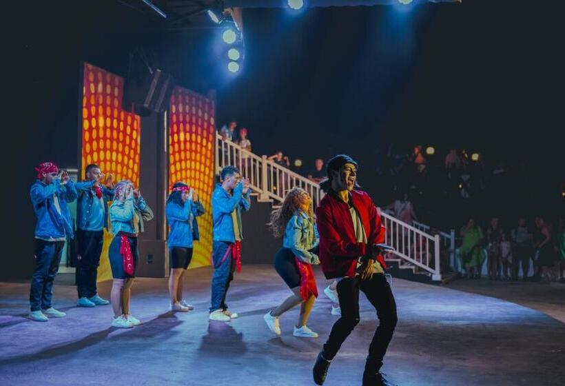 Oz Hotels Incekum Beach