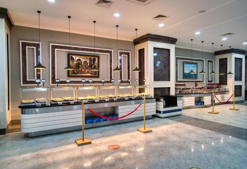 Oz Hotels Incekum Beach