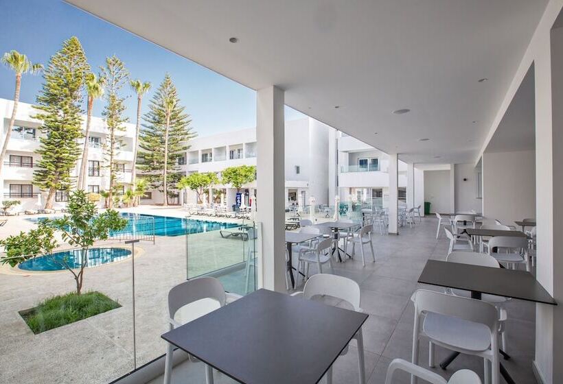 Anthea Hotel Apartments