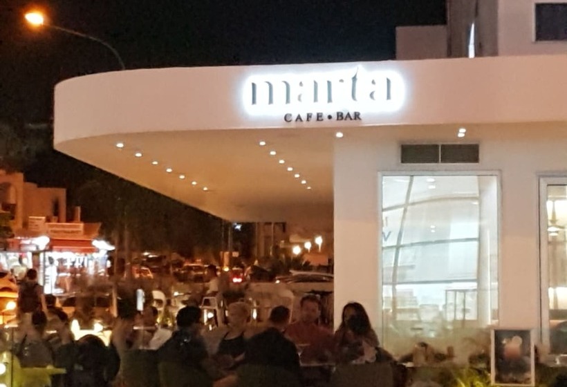 Anthea Hotel Apartments