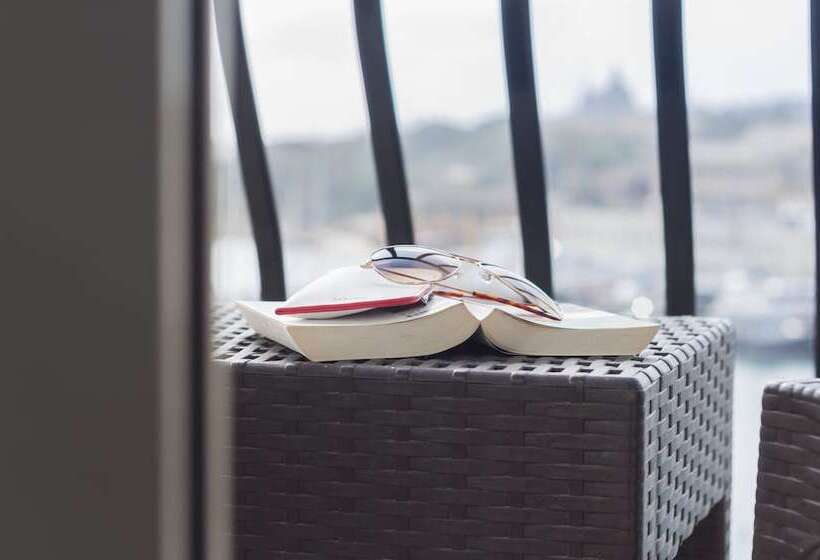 Bayview Hotel By St Hotels