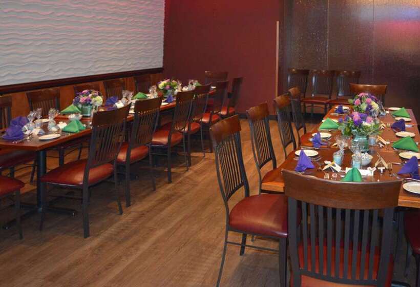 Clarion Hotel Philadelphia International Airport