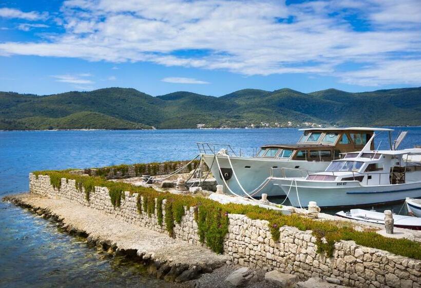 ホテル Aminess Grand Azur