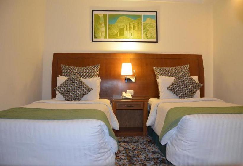 هتل Amra Palace International