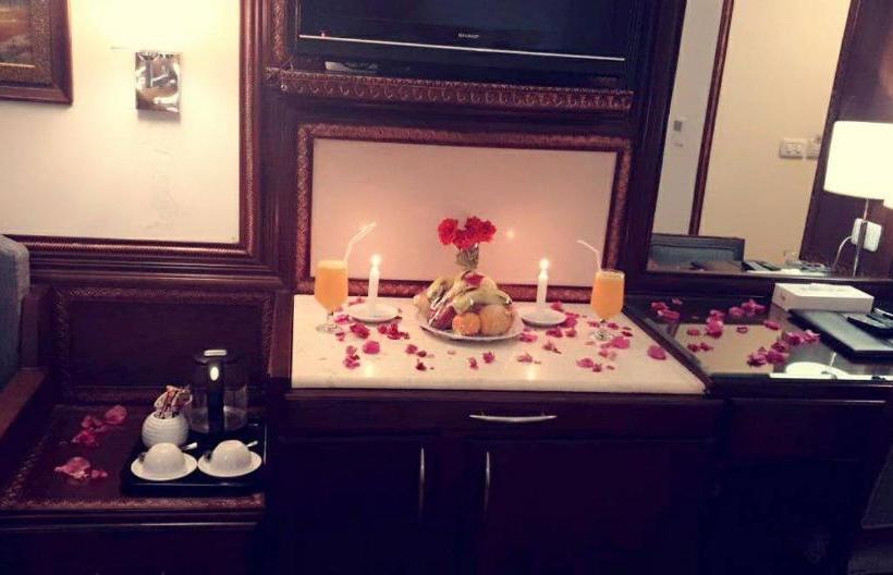 هتل Amra Palace International