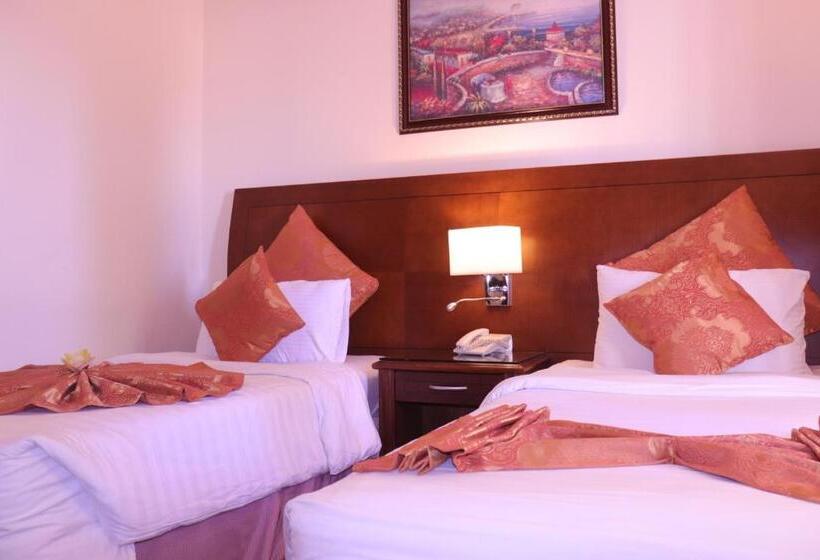 هتل Amra Palace International