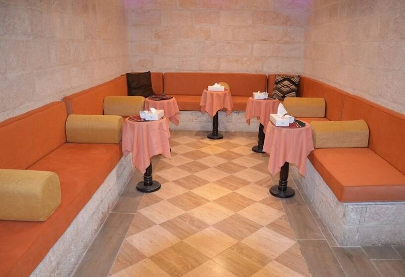 هتل Amra Palace International