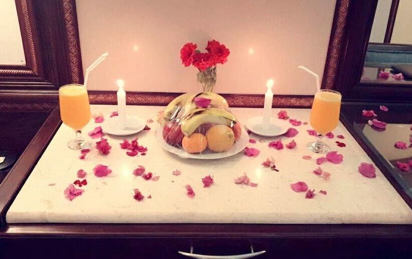 هتل Amra Palace International