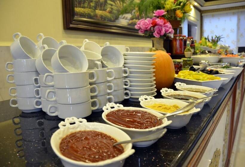 هتل Amra Palace International