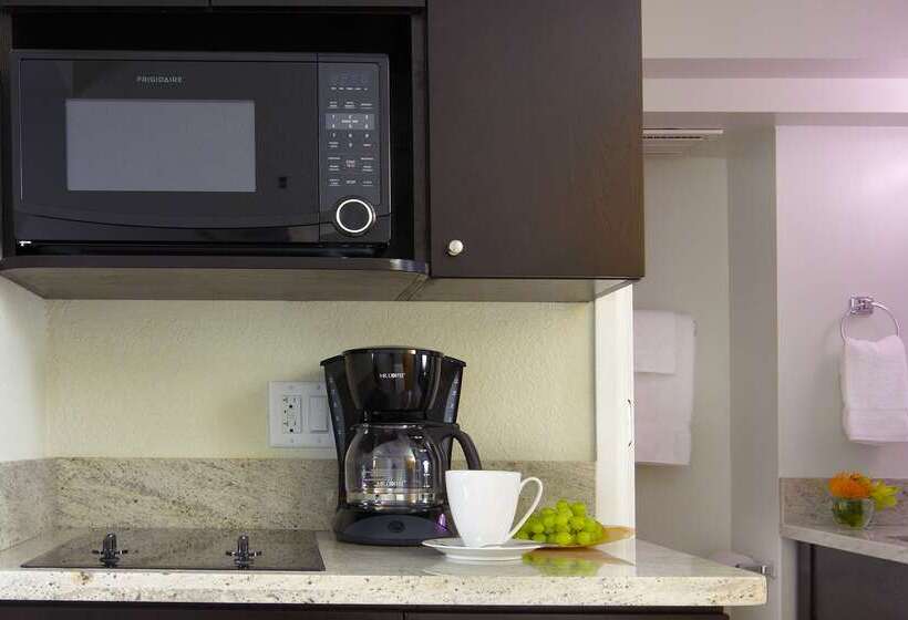 ホテル Aqua Skyline At Island Colony