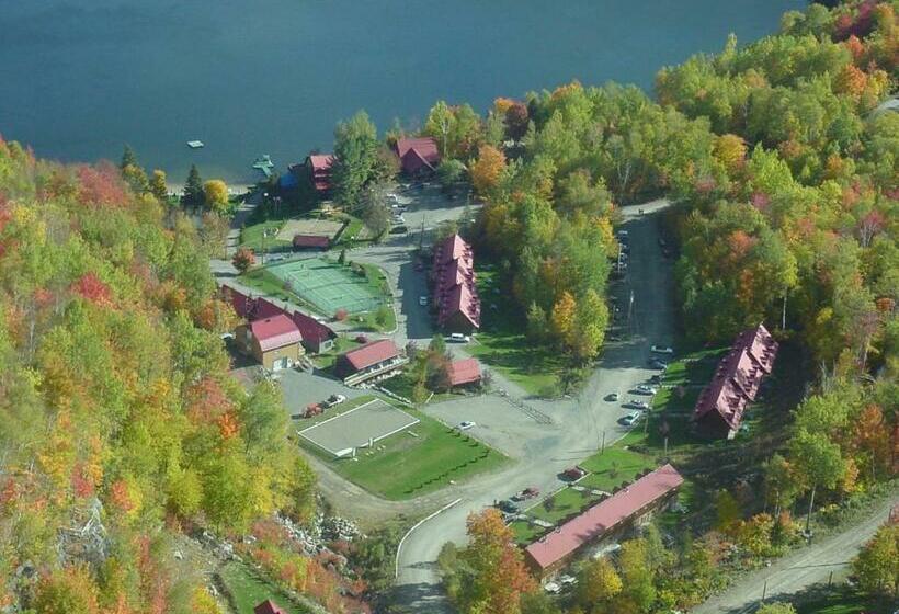 Отель Auberge Du Lac Morency