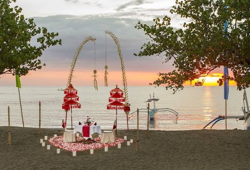 فندق Bali Taman Beach Resort & Spa Lovina