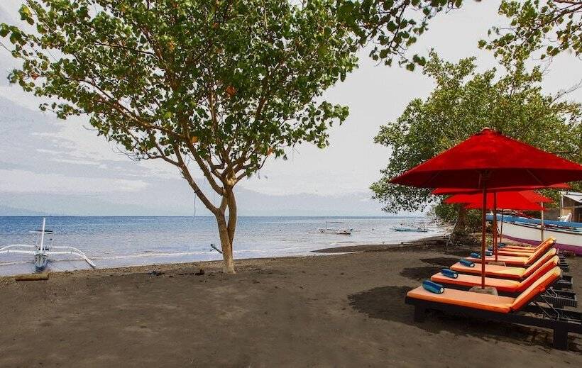 فندق Bali Taman Beach Resort & Spa Lovina