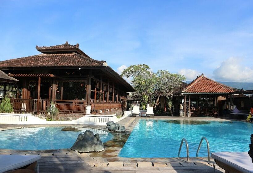 فندق Bali Taman Beach Resort & Spa Lovina