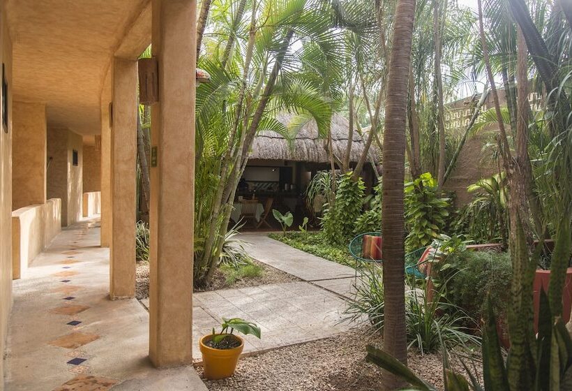 Barrio Latino Hotel Drop And Go By Bestoffer Stays