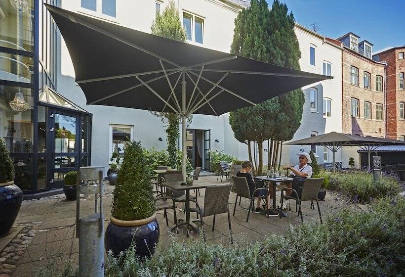 Best Western Plus Hotel Kronjylland