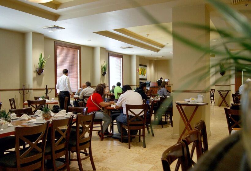 فندق Best Western Plus Los Mochis