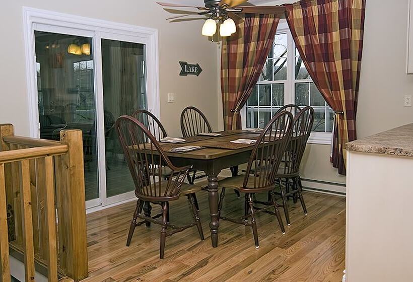 فندق Blue Water Acres