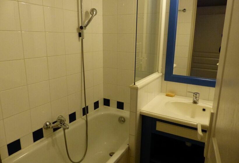 L  Eclose Cap Marine