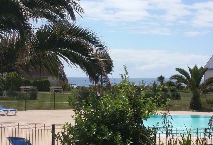 L  Eclose Cap Marine