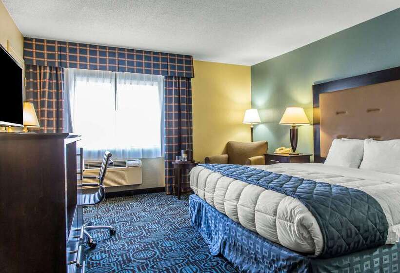 ホテル Clarion Inn New London  Mystic