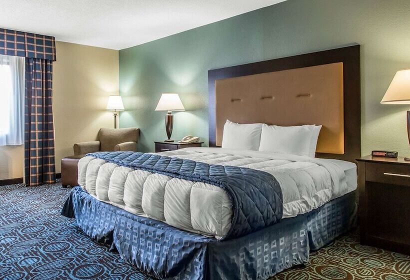 ホテル Clarion Inn New London  Mystic