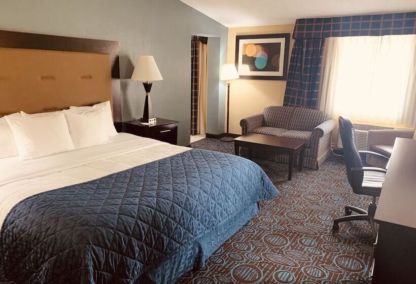 ホテル Clarion Inn New London  Mystic