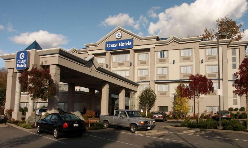 Coast Abbotsford Hotel & Suites