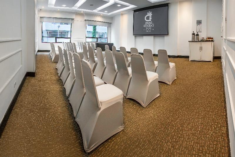 هتل Dann Carlton Quito