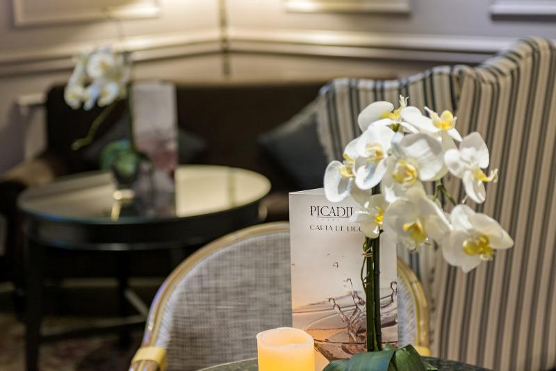 ホテル Dann Carlton Quito