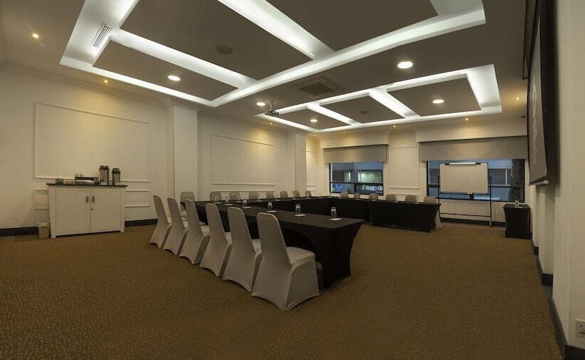 هتل Dann Carlton Quito