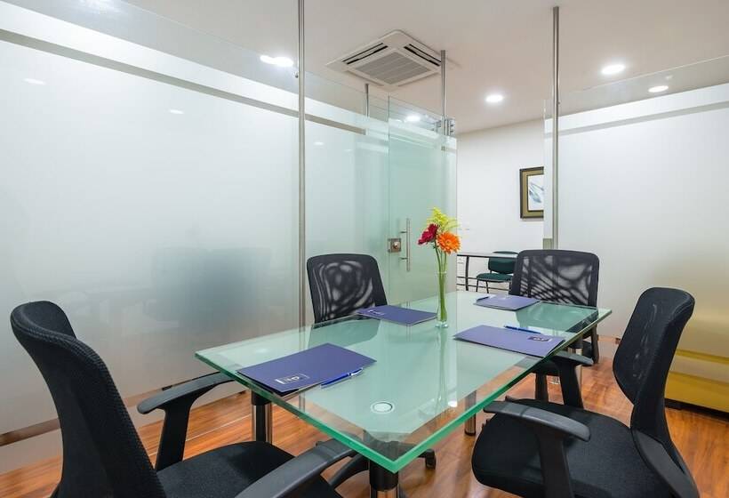 호텔 Dann Combeima