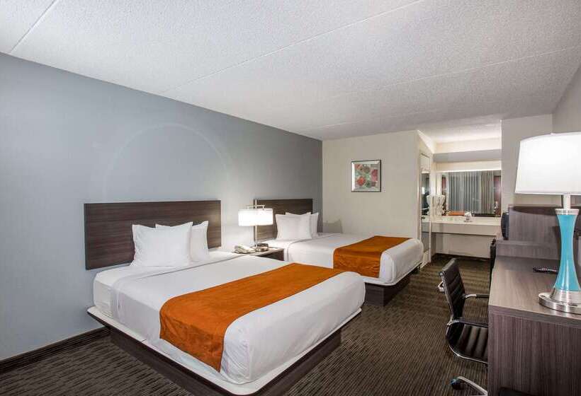 호텔 Days Inn & Suites By Wyndham Orlando Airport