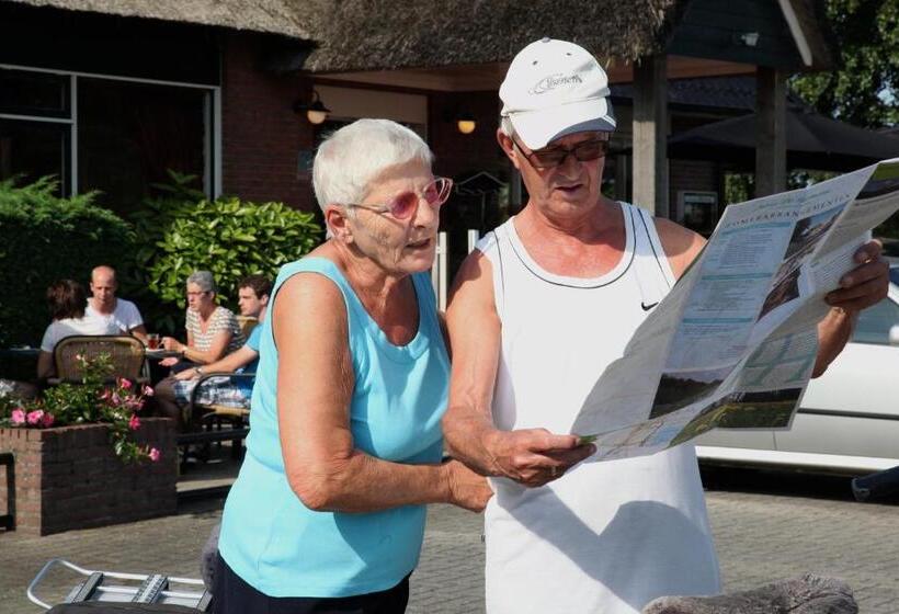 ホテル De Harmonie