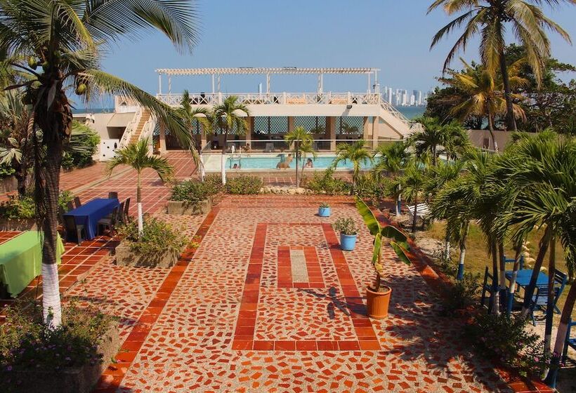 בית מלון כפרי Dorado Plaza Punta Arena