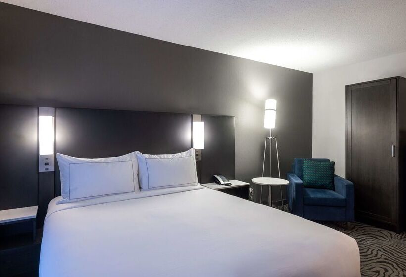 בית מלון כפרי Doubletree By Hilton Calgary North