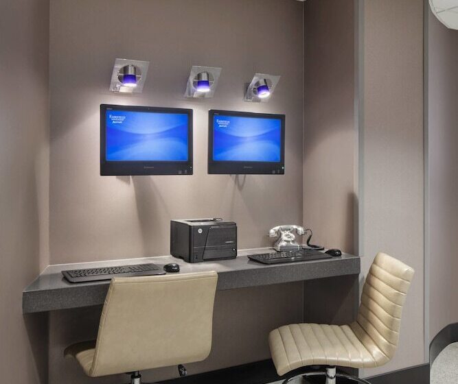 فندق Fairfield Inn And Suites Chicago Downtown/ Magnificent Mile