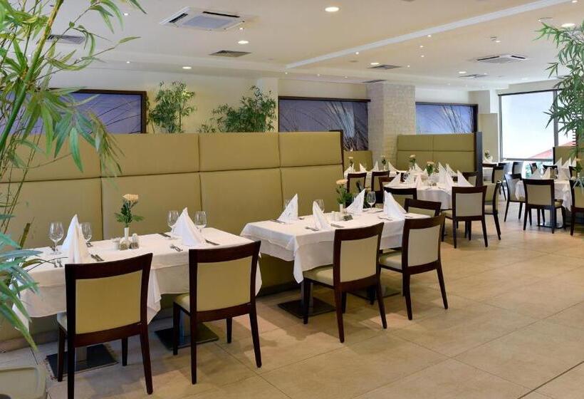 Flamingo Grand Hotel & Spa