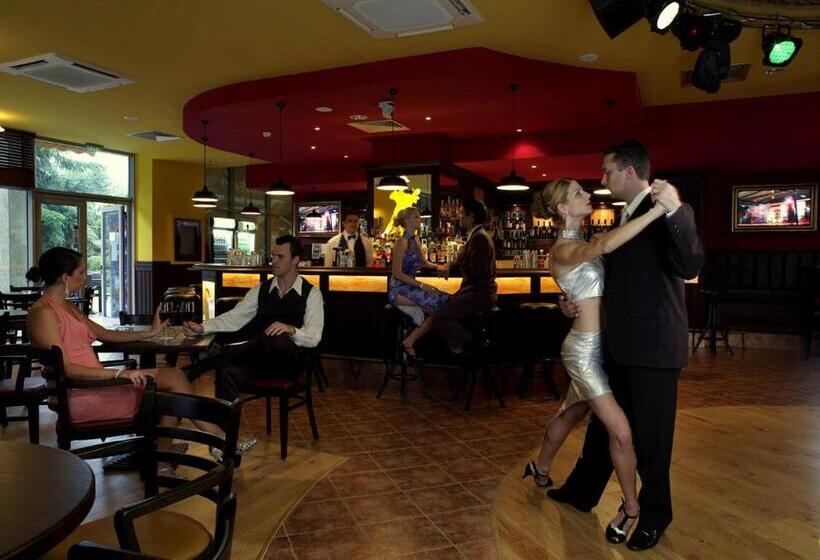 Flamingo Grand Hotel & Spa