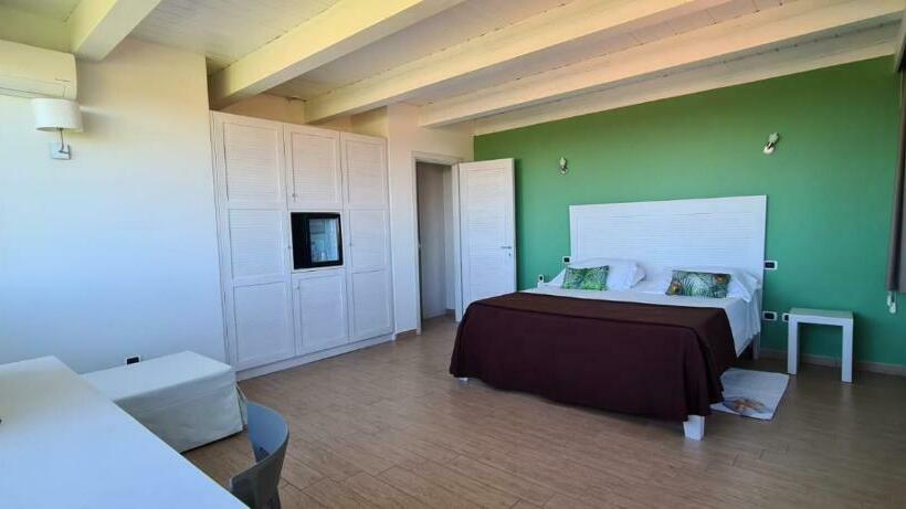 בית מלון כפרי Garden Beach